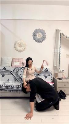 【狠心小妈】情侣主体罚绿帽 bf60627