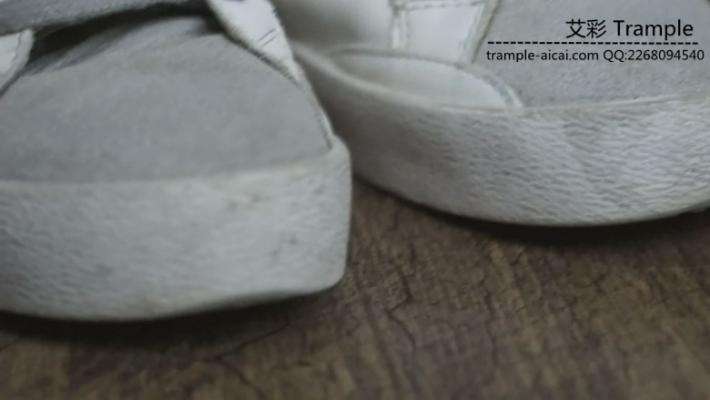 喝美女原味洗脚水