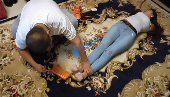 【冰时代】艳艳玩牌作弊遭惩罚