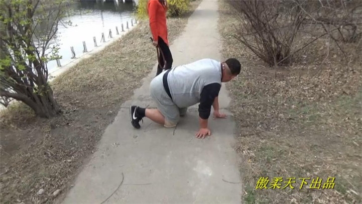 傲柔s野外骑乘+喂食