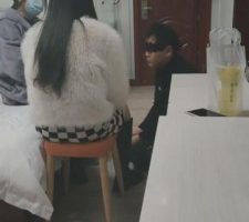 【开发素人】被两位素人精神小妹虐待 bf7261