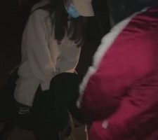 【樱木花椒】和闺蜜深夜户外溜家奴 bf10319