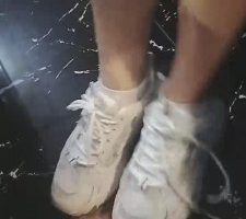 【德意户外男神】KTV素人陪酒小妹群调 bf10991