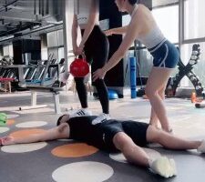 【二宝】健身房的体能训练 bf16388