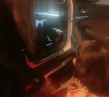 【开发素人】户外路边和闺蜜调母狗 bf18679