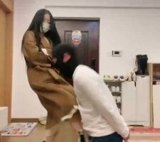 【奈奈生】白靴子女主暴力虐打 bf22844