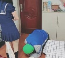 【桃子老师】坏学生圈养抖M老师 bf23111