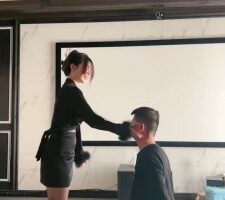 【沅芷大人】御姐范-下跪重度抽耳光 bf27155