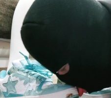 【蕾拉S】脏鞋踩踏喂食/舔原味脚 bf28281