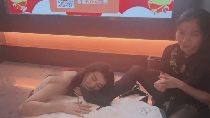 【橘子没熟】母畜-全程真实诱导萝莉技师做S bf30258