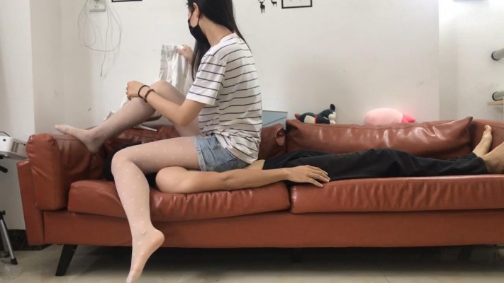 邻家风小鱼姐姐白丝高跟靴子全体重踩奴隶虐待上集 YC-230718-5