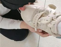 【爱可呀】双S玩学姐-清理鞋底/胶带封嘴/吹风机加热吸味 JS23102250