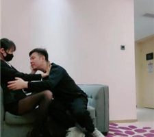 【美娜格格】双S白领-狂抽耳光踩踏/踢踹鞭打【双视角版】 bf37533