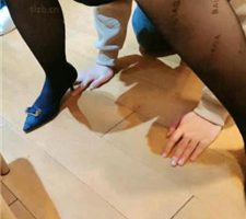 【情侣念主】看女友怎么玩弄绿帽老公 JS2402016-11