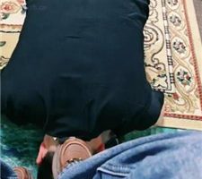 【西安欣】训狗辱母-舔脏鞋底/鞋跟插嘴/蹂躏狗脸/镜前骑马 JS240305-6