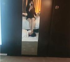 【米小糖】高跟美腿踩虐地毯狗 JS240409-29