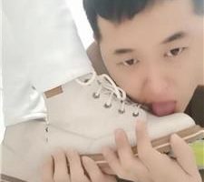 【明明】沉浸式舔脏鞋棉袜/脚深喉 JS240410-2