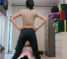 【暴力美学】日本母畜-转胯/碾压踩狗头/踩踏喂食/闻舔白袜裸足 bf40258