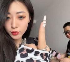 【拉拉情侣】情侣主-成功开发按摩小哥-挑战深喉 bf40619