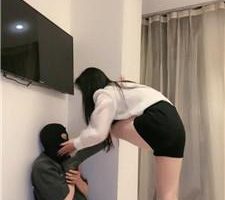 【晚晚】腿绞窒息/长靴全体重踩踏/肉丝脚狂舔 bf41487