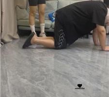 【素人挖掘机】开发白富美女神-运动鞋白袜踩踏/气味辱 bf42937