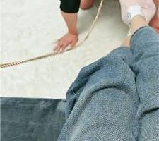 【女神mio】小白鞋粉棉袜-夹住狗鼻玩窒息/强制圣水 JS240720-12