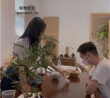 【南京小小】JK学生主-茶室里面玩圣水 bf43781