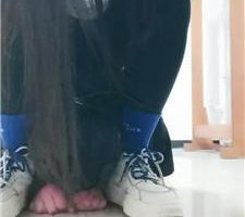 【璃茉老师】母畜-运动后脏鞋原味袜虐 JS240821-1