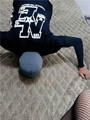 【姗姗】网袜美腿玩虐/戒尺sp JS240916-1