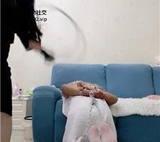 【国服女神】变装奴-狗链捆绑堵嘴/滴蜡/踩踏 bf45946