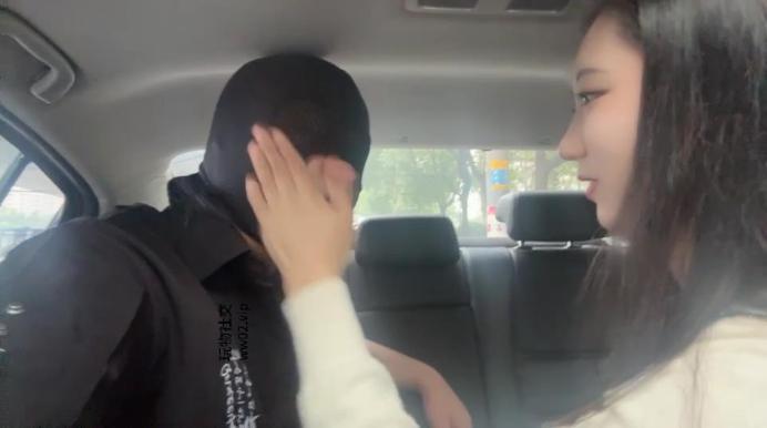 【素人挖掘机】高校开发放学女神皮鞋白袜蹂躏 bf49997