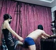 【冷颜】长靴黑丝踢裆/鞭打sp耳光/掐乳 bf47068