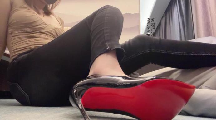 【小x大王】高跟裸足狂舔/牛仔裤坐脸窒息 bf47660