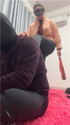 【姗姗】高跟配棉袜踩/鞭打 JS241205-11