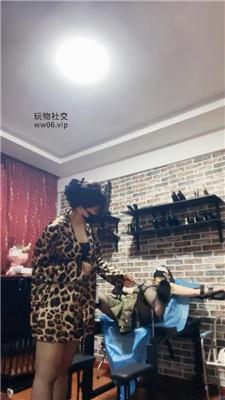 【冷颜】母畜-刑架捆绑虐挠痒/趴舔高跟黑丝/物化脚垫 JS241211-30