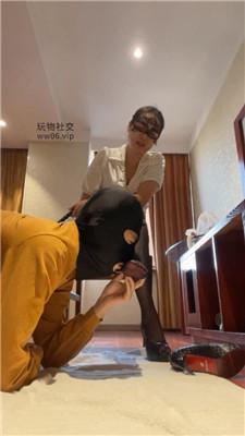 【颜主】高跟黑丝踩踏/坐脸窒息 bf48307