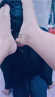 【朝朝】酸臭脚丫子恋足狂舔 JS250111-17