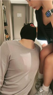 【魔仙集中地】姐妹花S-运动鞋白袜+高跟踩踏 JS250110-7