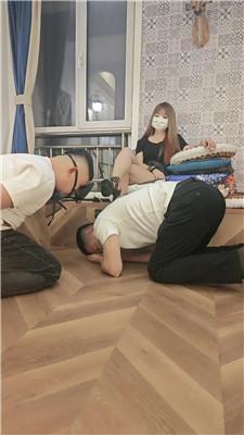 【淡颜】狠虐兄弟奴-重度鞭打/高跟踩踏 bf49715