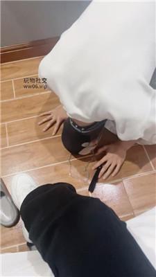 【小凤梨】酸臭脚丫玉足狂舔 JS250205-34