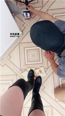 【怡宝】长靴踩踏喂食/踢裆 JS250315-33