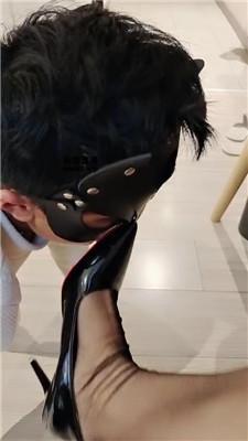 【阿燕】奶狗清理脏高跟黑丝 JS250317-27