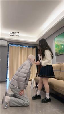 【猴歌】素人S-皮鞋白袜踩虐废物 JS250319-8