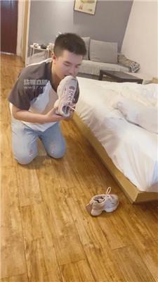 【暖S】圈养M伺候我起床【双视角版】 JS250528-36