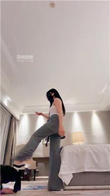 【妮蔻】清理脏高跟凉鞋-挑战深喉 JS250602-42