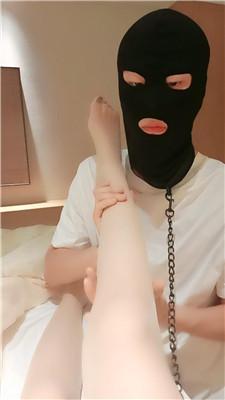 【温婉】肉丝脚恋足舔 JS250710-8