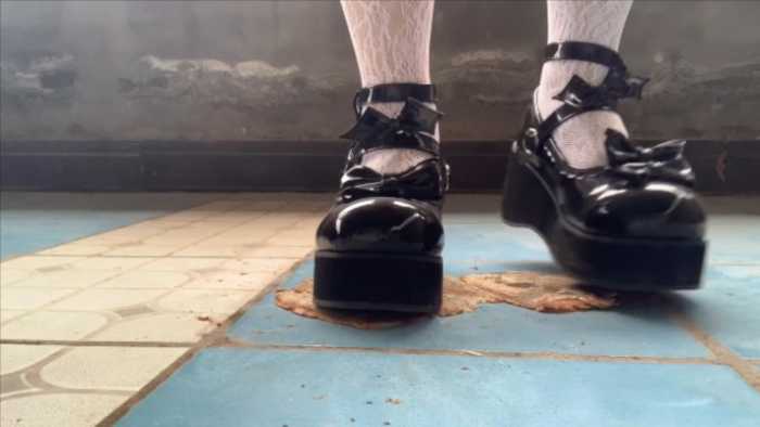 lo鞋踩面包片 JS251013~4