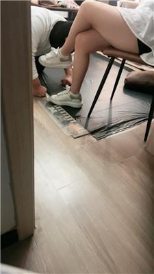 【橙子】偷窥视角-脏鞋白棉袜狂舔 JS251023-16