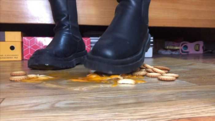 长靴踩鸡蛋饼干 JS251104~10