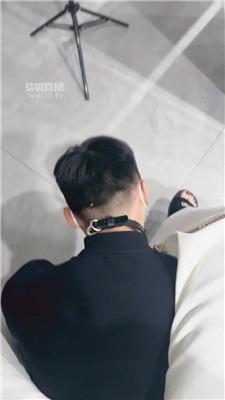 【芭比大人】强迫抖M男友伺候 JS251114-6